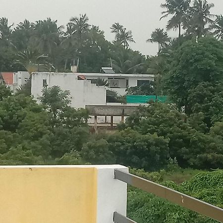 Thendral Homestay Pondicherry Bagian luar foto